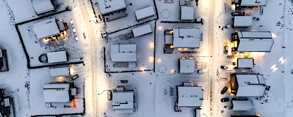 Energibolaget Helen har nyligen tagit ett av Finlands största batterilager i drift i Nurmijärvi. Foto: Energibolaget Helen