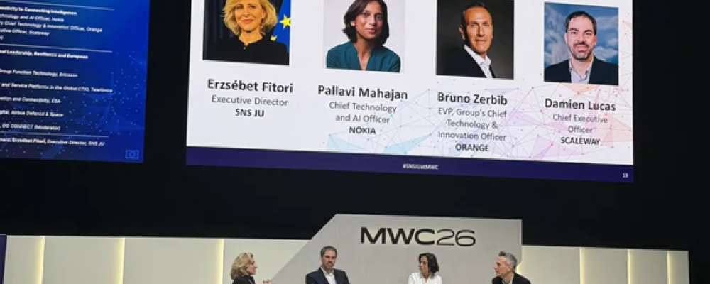 Bildtext: Panelen ‘From Connectivity to Connecting Intelligence’ på MWC 2026 pågick på mässans första dag. Från vänster: Erzsébet Fitori (SNS JU), Pallavi Mahajan (Nokia), Bruno Zerbib (Orange) och Damien Lucas (Scaleway). Foto: Nicholas Christiansen