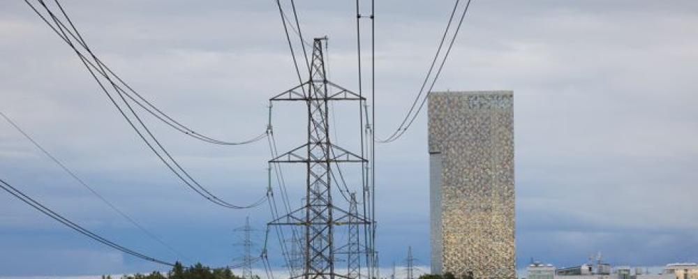 7 av 10 oroar sig för elkostnaderna – trots regeringens högkostnadsskydd. Pressbild: SBAB Bank