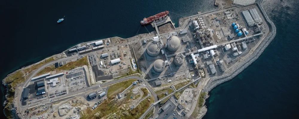 Bildtext: LNG-anläggningen på Melkøya utanför Hammerfest. Foto: Øyvind Gravås / Jonny Engelsvoll – Equinor