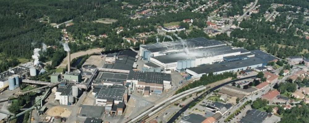 Ett av de företagen som drabbades av höga elpriser är pappersbruket Hylte Paper i Halland, som i våras tvingades varsla sextio personer. Hylte paper producerar årligen cirka 240 000 ton pappersmassa. Foto: Hylte Bruk