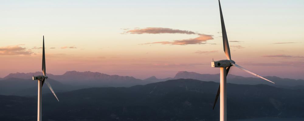 Vindkraft. Foto:  Jason Mavrommatis / Unsplash
