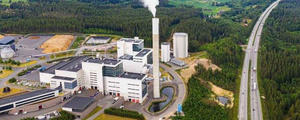 Kraftvärmeverket på Torsvik hanterar avfall från både hushåll och verksamheter. En anläggning som tar hand om restavfall som inte går att återvinna. Pressbild: Jönköping Energi
