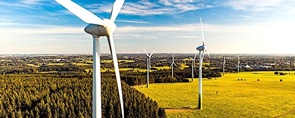 Äldre vindmöllor monteras ner varje år, vilket innebär att den totala kapaciteten för landbaserad vindkraft i Danmark kan minska under både 2025 och 2026. Symbolbild, foto: DPA
