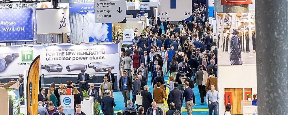 Impression från årets WNE-mässan i Paris: Den globala återkomsten av kärnkraft drivs i stor utsträckning av energikrisen efter 2022, höjda elpriser och behovet av stabil elproduktion som kan ersätta kol och gas. Länder som Storbritannien, Frankrike, Finland, Kanada och Sydkorea har redan beslutat om nya investeringsprogram, medan flera utvecklingsländer nu planerar sin första reaktor. Foto: WNE