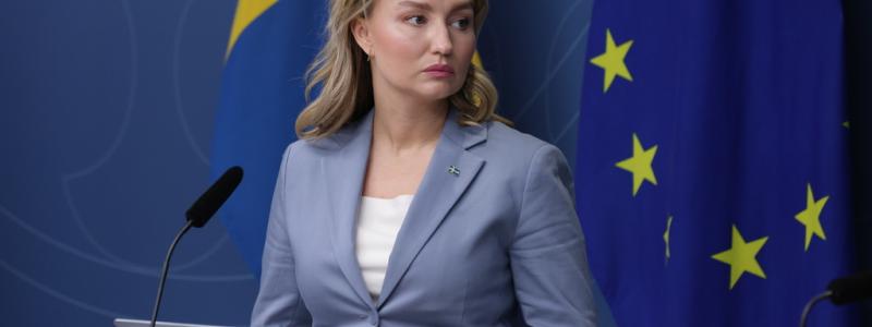 Magnus Andersson/TT: Energi- och näringsminister Ebba Busch (KD) ger en "lägesbild" av elsystemet och beredskapen inför sommaren och vintern.