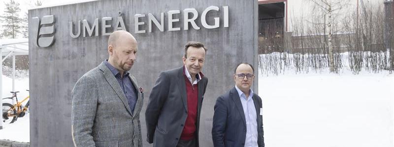 På bilden: Hans Lindberg (S), kommunstyrelsens ordförande Umeå kommun; Claes Fredriksson, vd för Liquid Wind; Jan Ridfeldt, vd för Umeå Energi. Foto: Malin Grönborg.