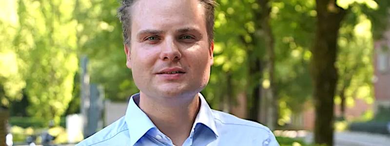 Jonas Kristiansen Nøland, professor i energikonvertering vid Norges teknisk-naturvetenskapliga universitet kritiserar EU:s höga koldioxidpriser. Foto: NTNU