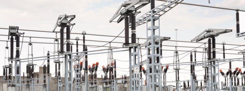 Satsningen i Ovesholm är en del av E.ONs rekordstora investeringsprogram i det svenska elnätet. Den ny stationen ersätter en gammal i Vä. Den får ett 50 kV-ställverk, två nya transformatorer och ett modernt 10 kV-ställverk, och kopplas till 50 kV-ledningen mellan Önnestad och Hörby. Foto: Erika Weiland, Apelöga