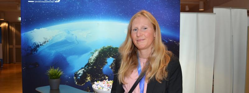 Malin Klintefjord, kärnavfallsexpert vid Uniper Sverige, diskuterade framtidsfrågor, bland annat elektrifiering, kärnavfall, och slutförvar.
Foto: Pierre Eklund