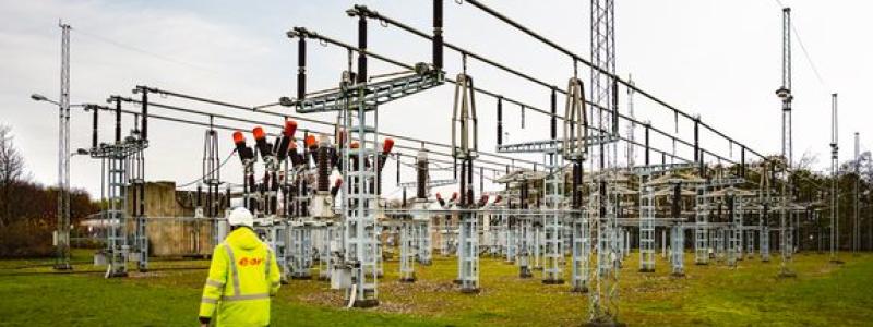 Investeringen i Söderåsen ökar elnätets resiliens. Station Söderåsen är en viktig knutpunkt för stamnätet och elförsörjningen i södra Sverige. Svenska kraftnäts stamnät och E.ONs regionnät har en stark koppling sinsemellan i nordvästra Skåne och systemen utgör reserv för varandra. Foto: Christian Andersson, Apelöga
