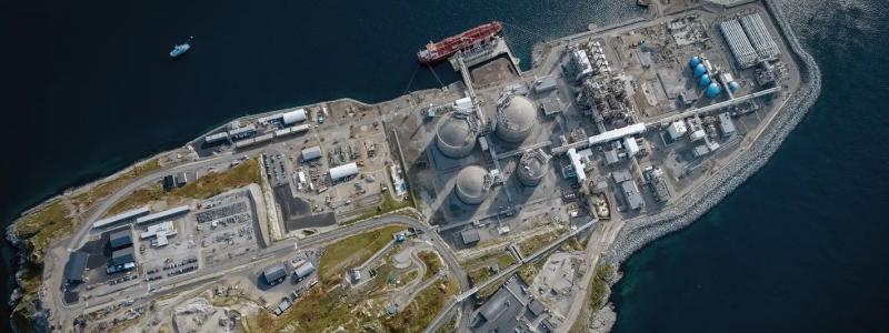 Bildtext: LNG-anläggningen på Melkøya utanför Hammerfest. Foto: Øyvind Gravås / Jonny Engelsvoll – Equinor