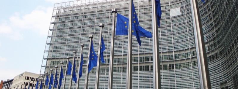 Europeiska Kommissionens högkvarter i Bryssel. Kommissionen ska först granska stödpaketets lämplighet och proportionalitet. Foto: Creative Commons lic. Pixabay