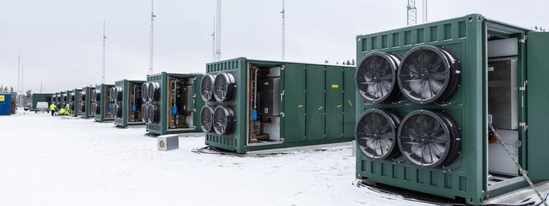 Flower äger fyra operativa BESS-anläggningar i Sverige (totalt 63 MW), och ytterligare tre internt utvecklade projekt väntas tas i drift i landet under 2026 (totalt 70 MW). Bilden är från Flowers 42,5 MW BESS i Bredhälla. Pressbild: Flower