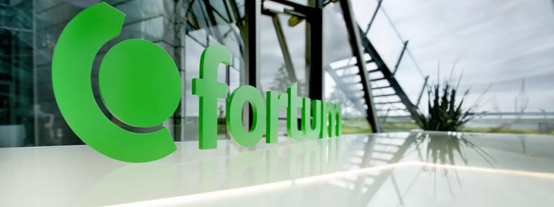 Energikrisen i Europa ledde till en rad snabba politiska beslut om beskattning och prisreglering. Fallet i Finland illustrerar hur svårt det är att förena nationella krisåtgärder med EU:s regelverk – och hur osäkra spelregler kan påverka investeringar i elproduktion, oavsett energislag. Foto: Fortum