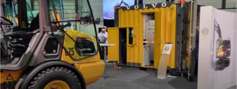 10 fots laddcontainer till Volvo Maskin AS med CCS2-gränssnitt och batteribuffert. Foto: Nordic Batteries