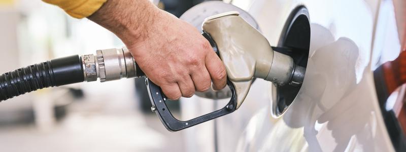 Den stigande produktionen av råolja från nya oljefält i USA, Kanada och Sydamerika kan innebära att framtida leveranser överstiger den globala efterfrågan på olja, eftersom Kina, världens största oljeimportör, snabbt övergår till elfordon, enligt IEA. Foto: Creative Commons Lic. Kredit: Engin_Akyurt