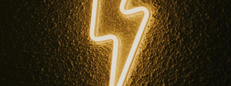 Blixtskylt. Foto: Gio Bartlett / Unsplash