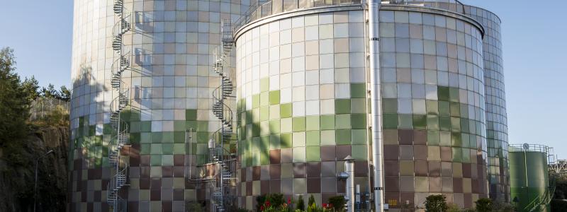 I Gryaabs biogasanläggning rötas slam från avloppsvattnet och då bildas biogas som omvandlas till miljömärkt fordonsbränsle. Foto: Emelie ASplund