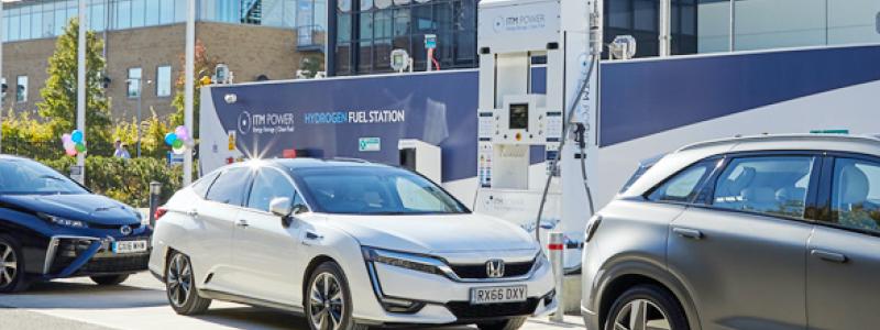 Enligt uttalandet ska kommissionen publicera en genomförandeförordning om typgodkännande av fordon som drivs med elbränsle. Foto: UKH2Mobility