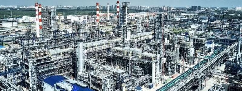 Gazprom Nefts raffinaderi utanför Moskva. Foto: Gazprom Neft