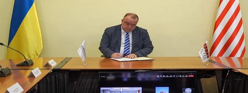 Vid en onlineceremoni undertecknades avtalet av Energoatoms tillförordnade ordförande Petro Kotin (i bilden) och Holtec Internationals president och VD Chris Singh, i närvaro av Ukrainas energiminister Herman Halushchenko. Foto: HOLTEC