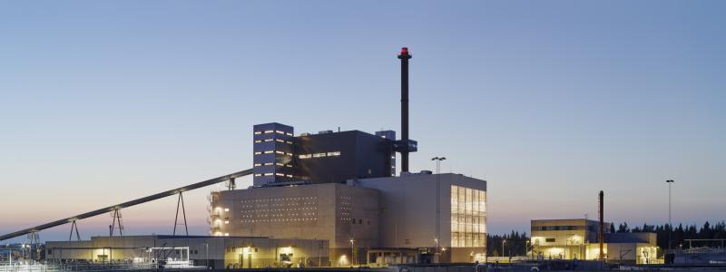 Kraftvärmeverket tillför indirekt en mycket stor nytta, genom att elproduktionen normalt maximeras då behovet av el är som störst.