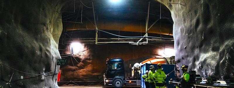 Posiva Oy, som ägs gemensamt av de finländska kärnkraftsföretagen Fortum och TVO, ansvarar för den säkra slutförvaringen av använt bränsle från kärnkraftverken i Lovisa och Olkiluoto. Finlands initiativ representerar ett viktigt steg inom global kärnsäkerhet och sätter en standard för andra länder att följa. Foto: Posiva Oy