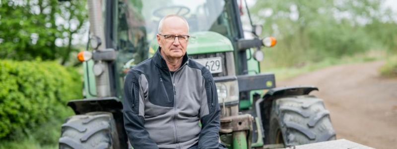"Väljarna vill se handling, inte fler löften. Utbyggnaden av elnätet måste prioriteras här och nu och då behöver ersättningen till markägarna bli marknadsmässiga”. Säger Palle Borgström, förbundsordförande LRF. Foto: Kate Gabor. Inga restriktioner.