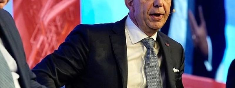 – Finansieringen av ett nytt kärnkraftsprogram är som att köpa en lägenhet. Om du anses vara en bra part och din förmåga att betala tillbaka pengarna är hög, innebär den riskfaktor som banken tar hänsyn till att du får en bättre ränta än andra, säger Stéphane Aubarbier i World Nuclear News-podden. Foto: World Nuclear News-podden