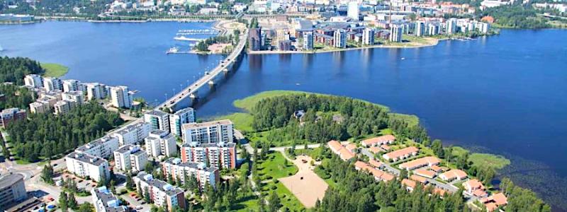 Projektet gör Jyväskylä till den fjärde finländska kommunen där kärnkraftsbaserad fjärrvärme nu utreds som ersättning för förbränningsbaserad energiproduktion.  Foto: Jyväskylä Stad / Kredit: Suomen Ilmakuva Oy