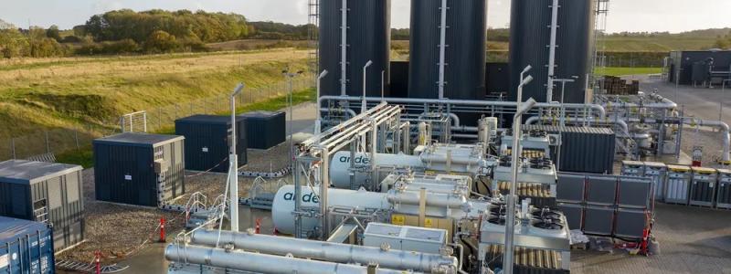 Tre av Stiesdal Hydrogens elektrolysörer på 3,1 megawatt installerade på en plats i södra Danmark
Foto: Claus Haagensen/Stiesdal Hydrogen
