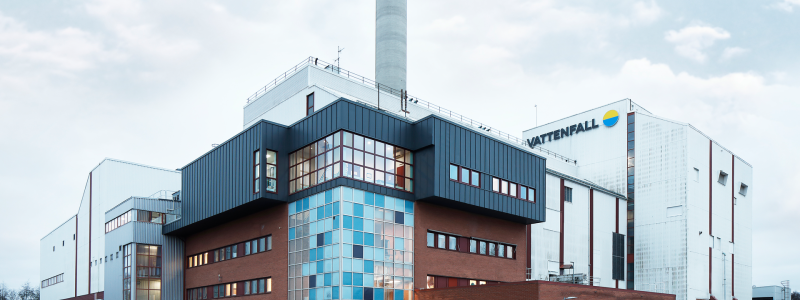 Vattenfall kommer att leverera 100 GWh värme till Oxelösund och den ska huvudsakligen produceras i kraftvärmeverket Idbäcken i Nyköping. Foto: Vattenfall.