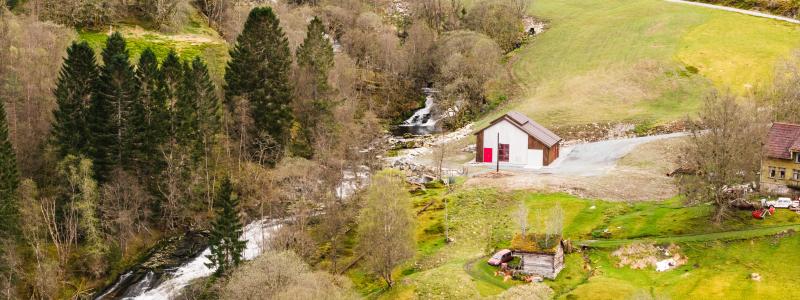 Bilden visar kraftstationen i Ervikselva, ett av vattenkraftverken i den förvärvade portföljen. Photo: Johannes Olovsson