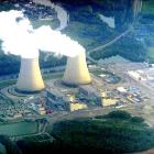 Kärnkraftverket i Nogent-sur-Seine i Frankrike, sett från ett passagerarflygplan på väg till Paris. Foto: Wikipedia Commons Lic. Kredit: Xtrasystole