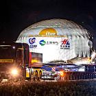 En 330 ton tung kryostat anlände till ITER:s byggplats i franska Cadarache i oktober efter fem nätters transport från hamnen i Berre-l’Étang. Komponentens längd är 22 meter och bredd nära 11 meter.
Foto: ITER Organisation