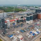 Kelibers fabrik. Litiumfyndigheterna i Karleby, Mellersta Österbotten, hör till de mest betydande i Europa. Keliber har inom ett område på över 500 kvadratkilometer flera väl undersökta förekomster. Området har också utmärkta möjligheter att utöka malmtillgångarna samt att hitta nya fyndigheter. Foto: Keliber