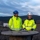 Jan Moström LKAB Tobias Hansson Hitachi Energy bild signering MoU. Pressbild: LKAB