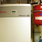 Värmepump, Thermia Villa Classic 105. Sybolbild. Foto: Wikipedia Commons Lic, Foto: Holger Ellgaard