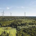 Trots att SR Energy i år satsar omkring 2 miljarder kronor på nya vindkraftsparker, talar bolaget nu öppet om att planerade investeringar skjuts upp. Foto: SR Energy