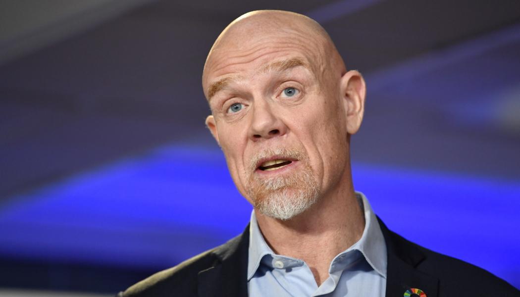 Anders Wiklund/TT: Energimyndighetens generaldirektör Robert Andrén vill att svenska folket ska fortsätta spara el. Det minskar risken för elavbrott i vinter. Arkivbild.
