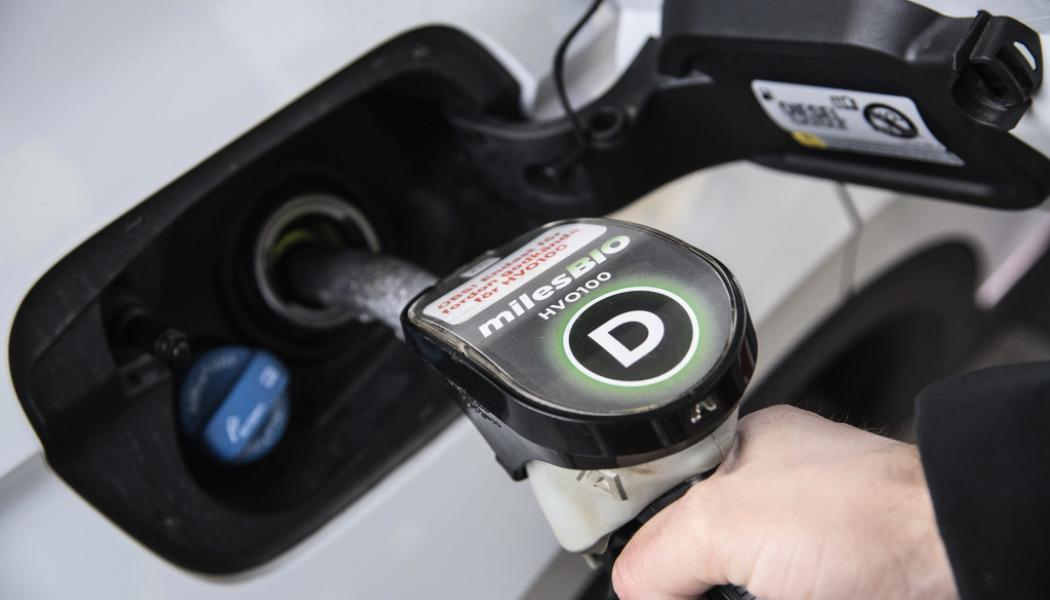 Anders Wiklund/TT: Dieselpriset sänks från årshögsta nivåer. Arkivbild