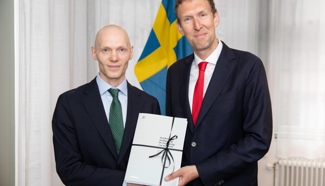  Finansmarknadsminister Niklas Wykman och Jacob Stedman, VD för Blykalla FotoOlleFriman. Pressbild: Blykalla