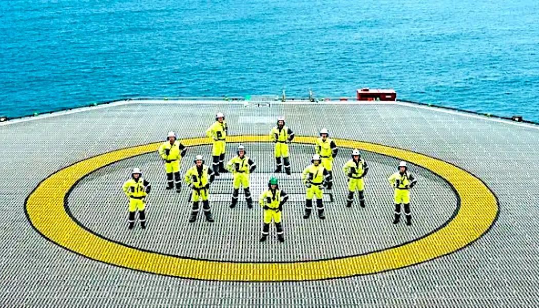 Equinor-anställda på plattform i Nordsjön. Foto: Equinor