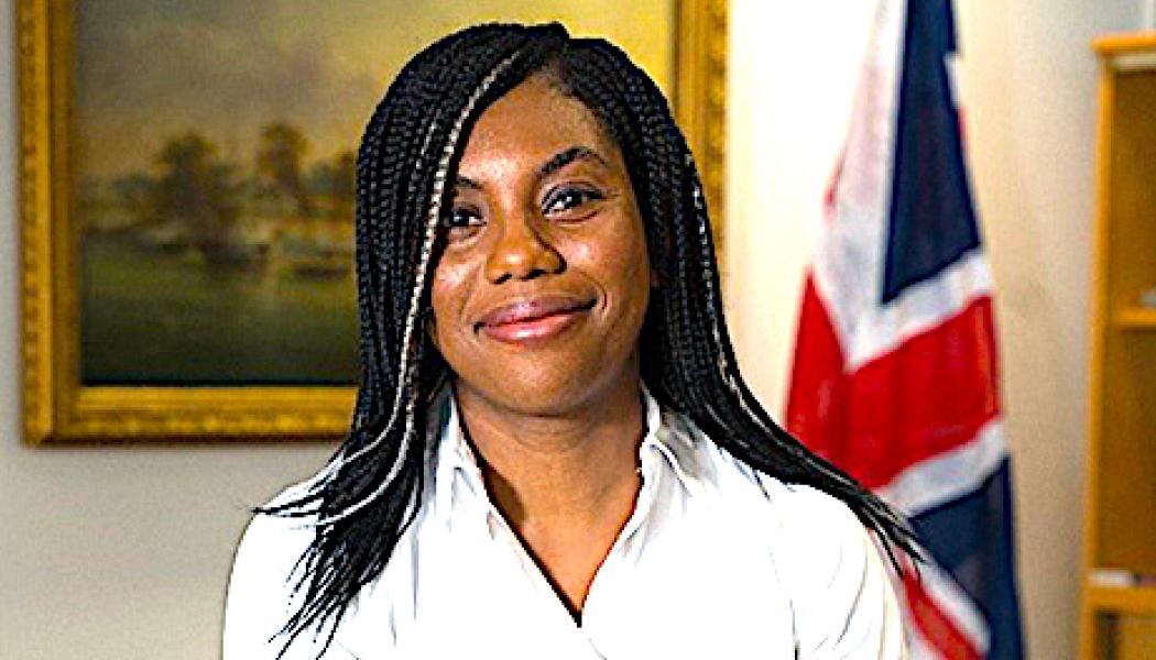 Kemi Badenooch, brittisk oppositionsledare, Tories. Foto: Wikipedia Common, Kredit: Department for Levelling Up, Housing and Communities