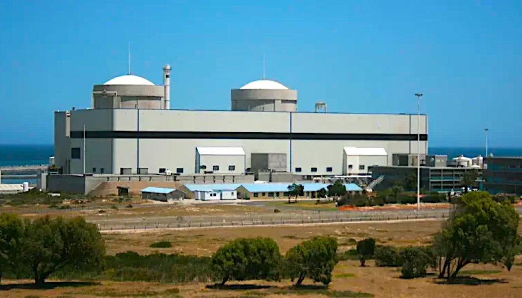 Sydafrika är än så länge den enda kärnkraftsoperatören i Afrika med två reaktorer vid sitt kärnkraftverk Koeberg, med en total kapacitet på nästan 2000 megawatt elektrisk effekt (MWe). Foto: Pipodesign Philipp P Egli/Wikipedia.org