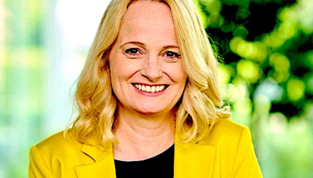 E.ON:s inansdirektör Nadia Jakobi kommenterar:
– Vår tillväxt fortsätter enligt plan, och vi har lagt en solid grund för ett framgångsrikt verksamhetsår 2025.