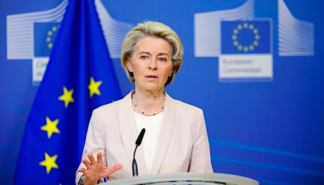 EU-kommissionens ordförande Ursula von der Leyen i talarstolen. Höga företrädare för regeringarna i Tyskland, Spanien, Nederländerna, Polen och Österrike har i ett gemensamt brev till EU-kommissionen uppmanat till konkreta ändringar av EU:s regler för RFNBO (förnybara bränslen av icke-biologiskt ursprung). De anser att den delegerade förordningen som fastställer regelverket 