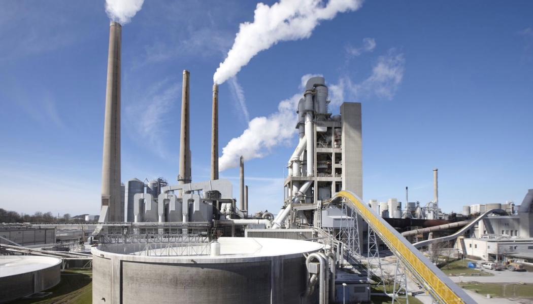 Med CCS-satsningen hoppas Aalborg Portland lämna den tidigare rollen som symbol för dansk industris utsläpp. I stället vill bolaget bli ett exempel på hur en av de mest utsläppsintensiva industrierna kan förändras. Foto: Aalborg Portland