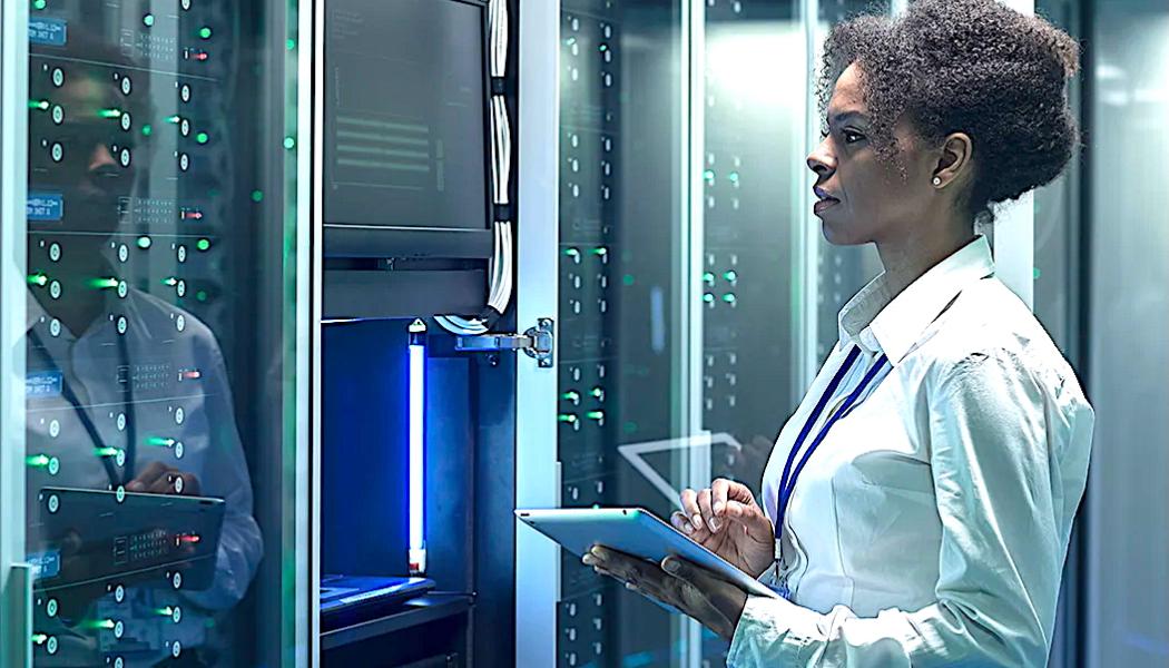 Datacenter kontrolleras i USA. När AI och digitalisering driver upp elbehovet kan just kärnkraften bli det som håller ljuset tänt i den nya teknologiska eran. Foto: CBRE